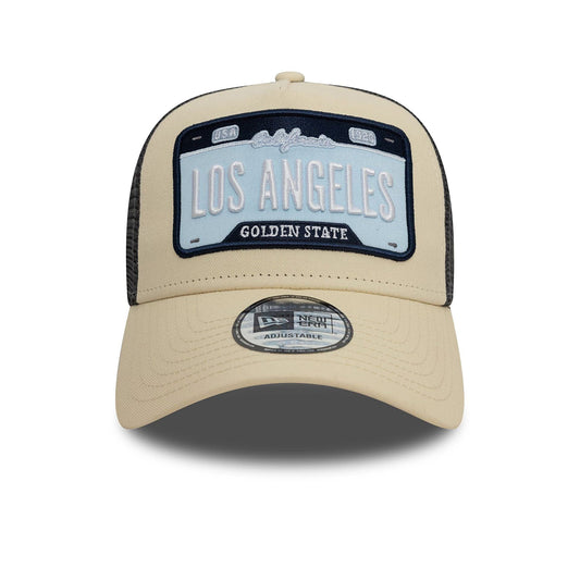 New Era 9FORTY Trucker Cap Los Angeles Patch beige