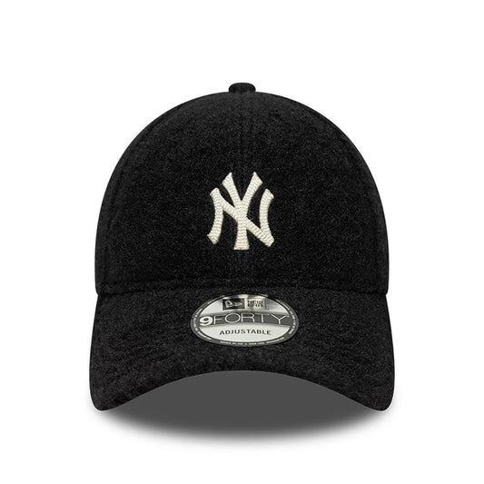 New Era 9FORTY Cap MLB New York Yankees Winter Borg black