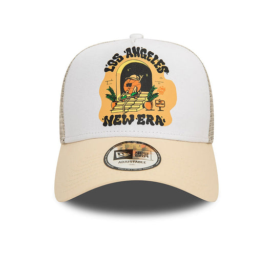 New Era 9FORTY E-Frame Trucker Cap Los Angeles Graphic Print beige