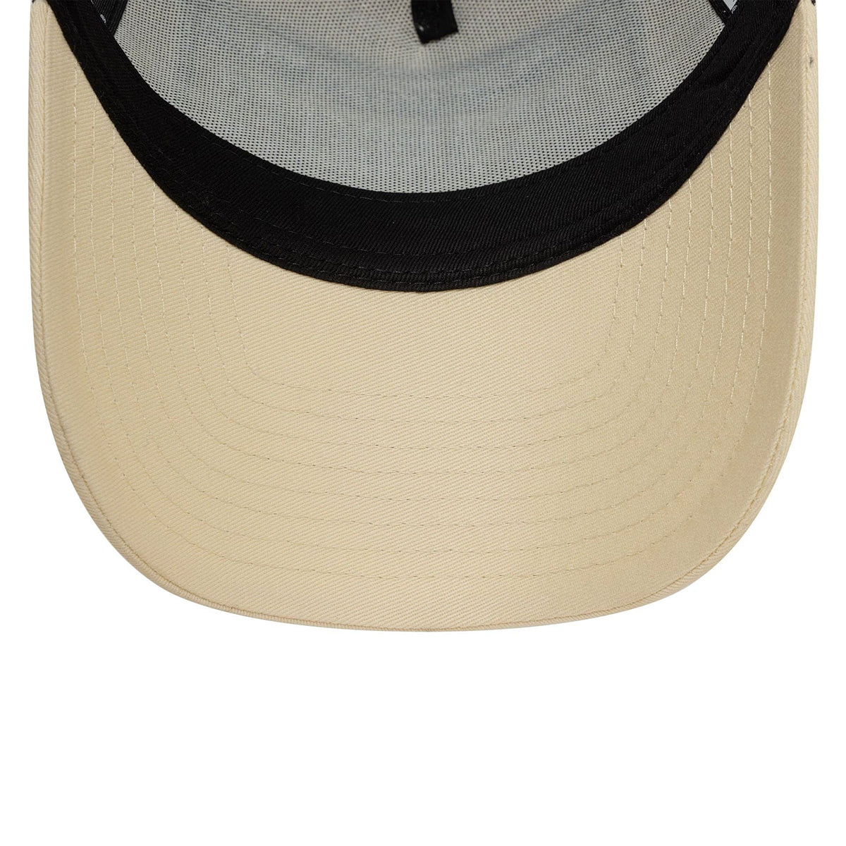 New Era 9FORTY Trucker Cap Los Angeles Patch beige