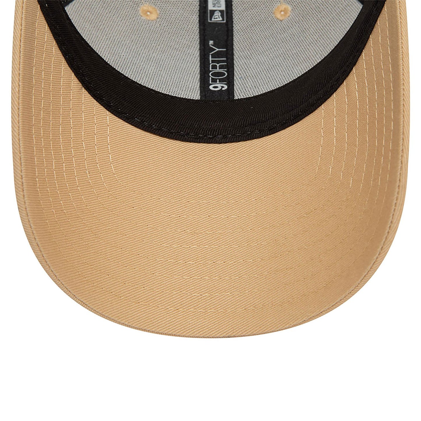 New Era 9FORTY Trucker Cap LA Lakers NBA beige