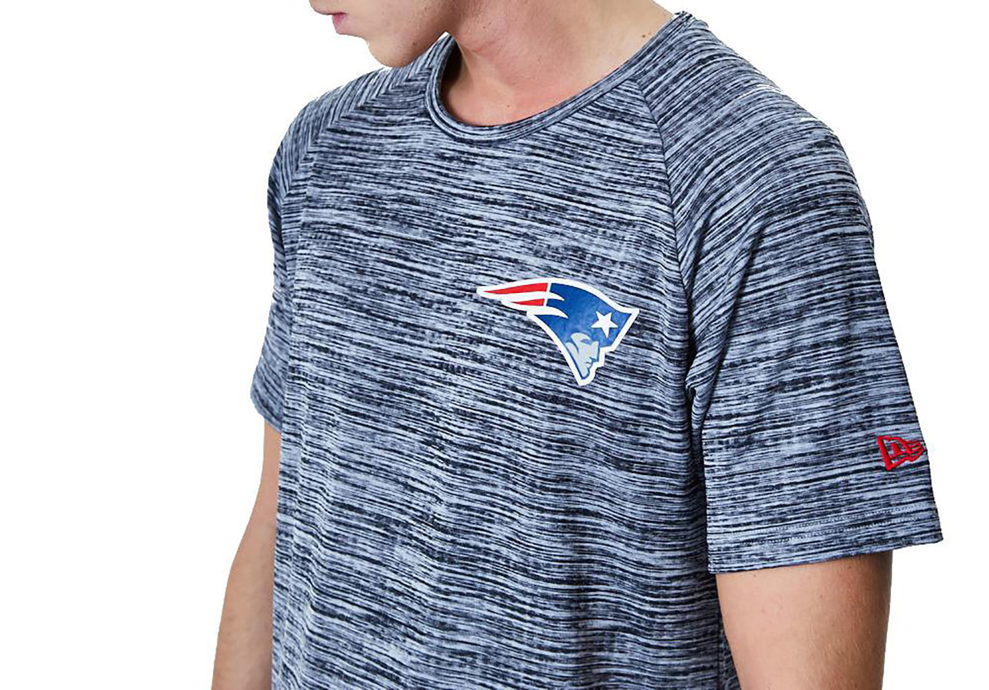 New Era Herren T-Shirt Engineered Raglan New England Patriots grey