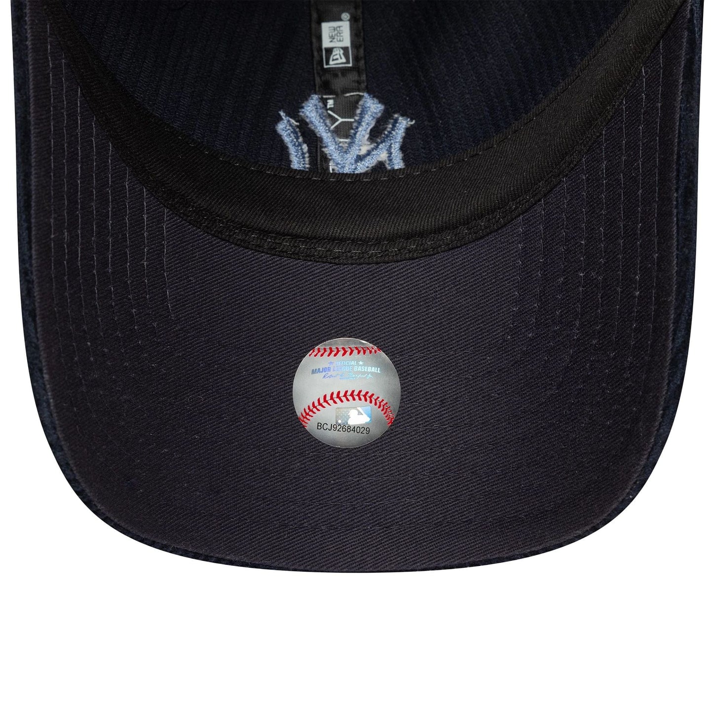 New Era 9TWENTY Trucker Cap New York Yankees MLB Cord navy