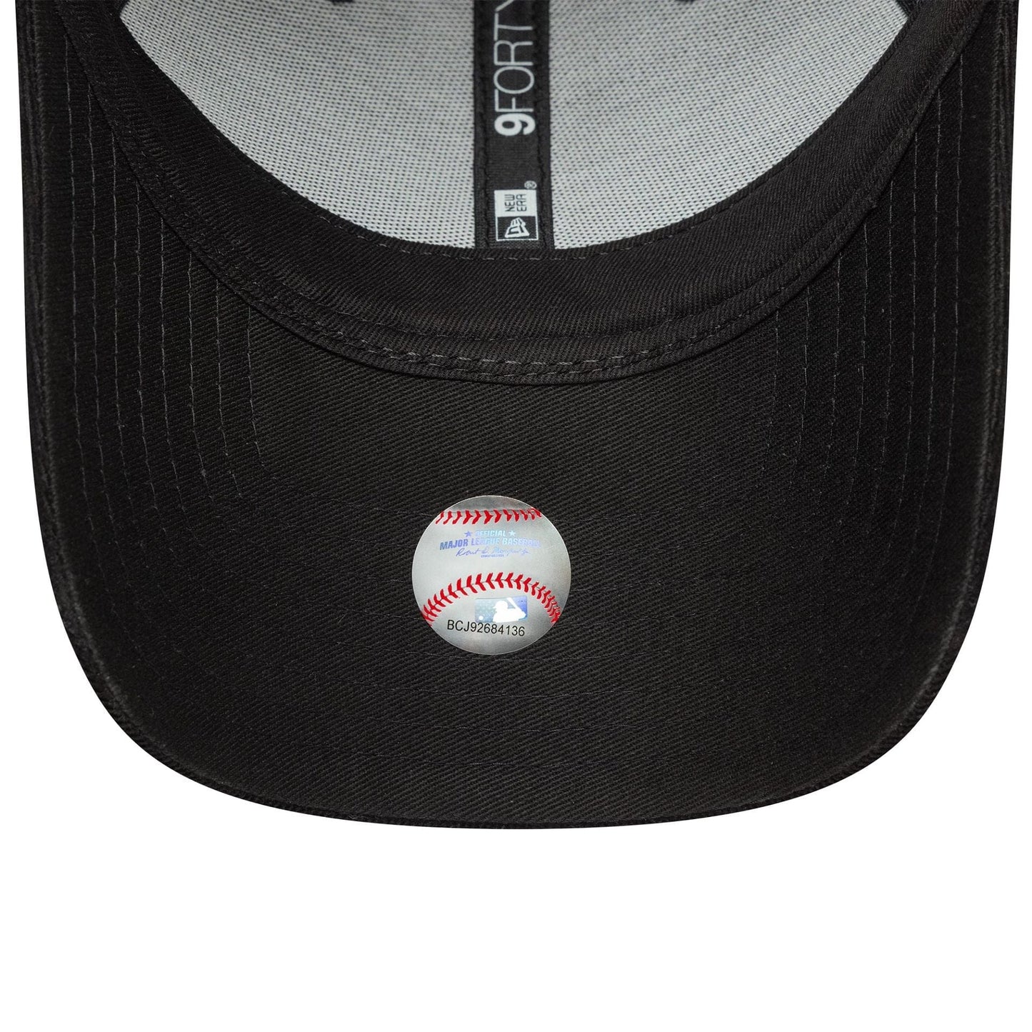 New Era 9FORTY Cap New York Yankees MLB Flawless Cord black