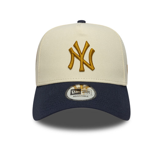 New Era 9FORTY E-Frame Cap New York Yankees MLB World Series Patch beige