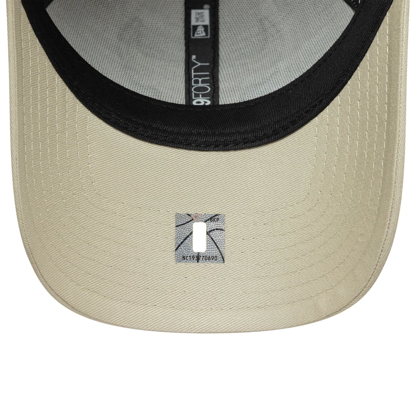 New Era 9FORTY Cap Chicago Bulls NBA Outline beige