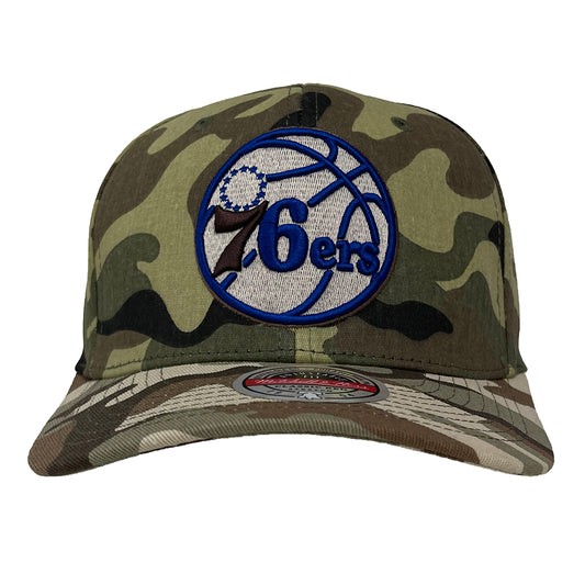 Mitchell & Ness Snapback NBA Woodland Desert Red Line Philadelphia 76ers camo woodland