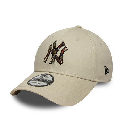 New Era 9FORTY Cap New York Yankees MLB Outline Camo light beige