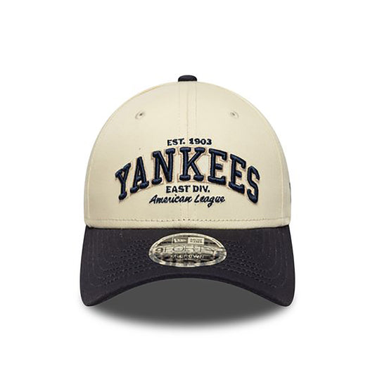 New Era 9FORTY Cap New York Yankees Wordmark beige/black