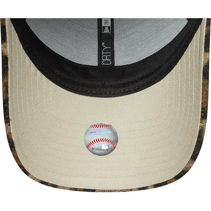 New Era 9FORTY Women Cap New York Yankees Cosy Animal brown