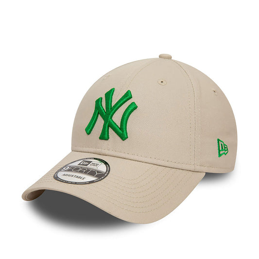 New Era 9FORTY Cap New York Yankees League Essential stone/green