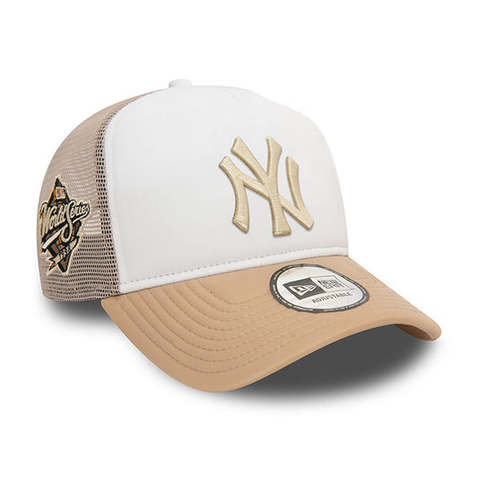 New Era 9FORTY E-Frame Trucker Cap New York Yankees World Series beige