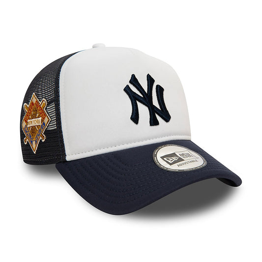 New Era 9FORTY E-Frame Trucker Cap New York Yankees World Series navy