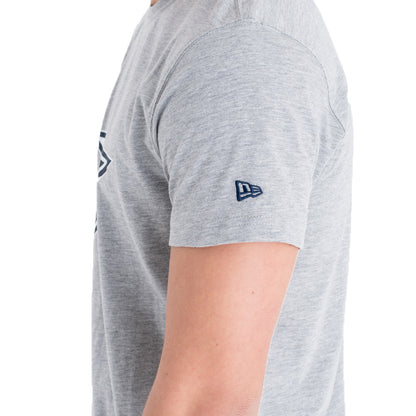New Era Herren T-Shirt NFL Dallas Cowboys Logo grau