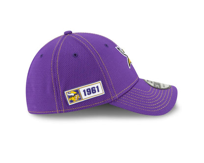 New Era 39THIRTY Stretch Cap Onfield 2019 Sideline Road Minnesota Vikings