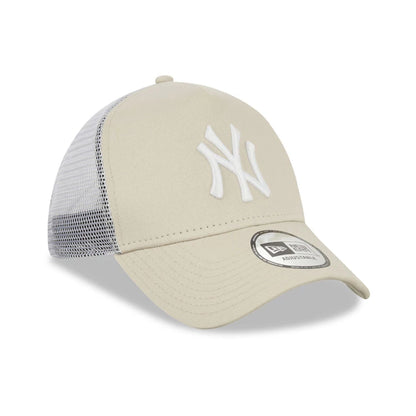 New Era 9FORTY New York Yankees A-Frame Trucker Cap beige