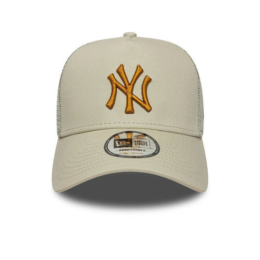 New Era 9FORTY A-Frame Trucker Cap New York Yankees MLB Essential beige