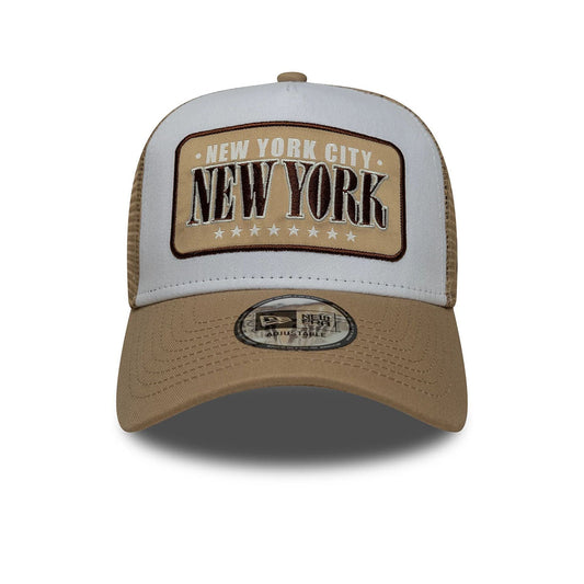 New Era 9FORTY Trucker Cap Location Patch beige