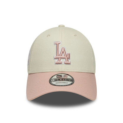 New Era 9FORTY Cap Los Angeles Dodgers MLB World Series Patch beige/pink