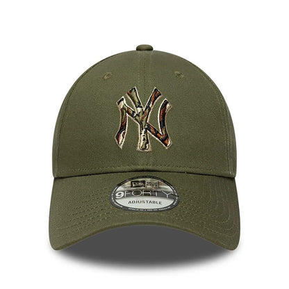 New Era 9FORTY Cap MLB New York Yankees Outline green