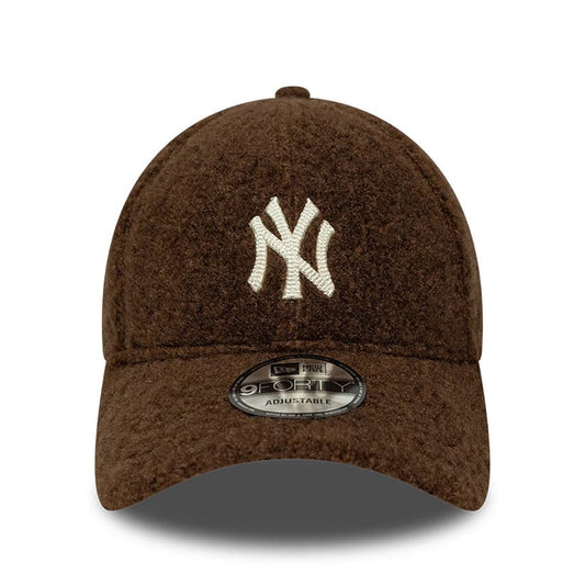 New Era 9FORTY Cap MLB New York Yankees Winter Borg brown