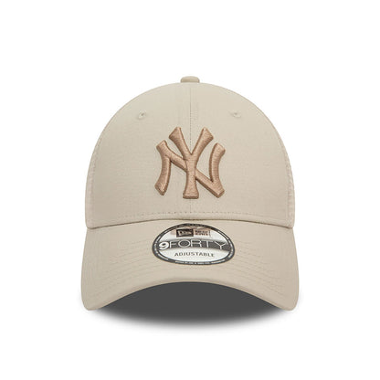 New Era 9FORTY  Trucker Cap New York Yankees Home Field beige