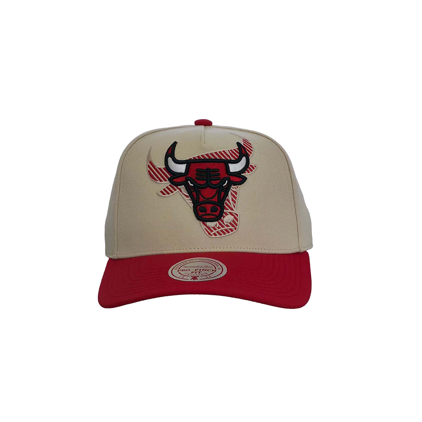 Mitchell & Ness Snapback Cap Chicago Bulls Off Tilted Pro off white