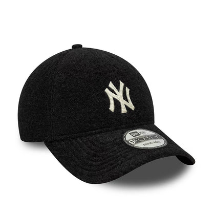 New Era 9FORTY Cap MLB New York Yankees Winter Borg black