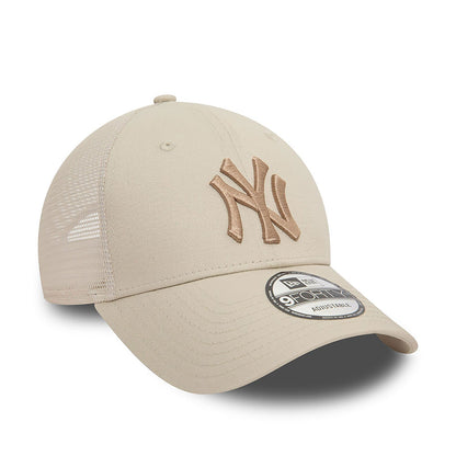 New Era 9FORTY  Trucker Cap New York Yankees Home Field beige