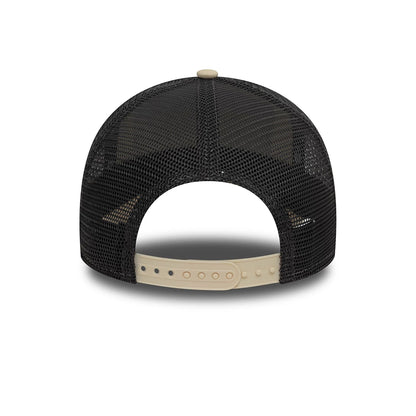 New Era 9FORTY Trucker Cap Los Angeles Patch beige