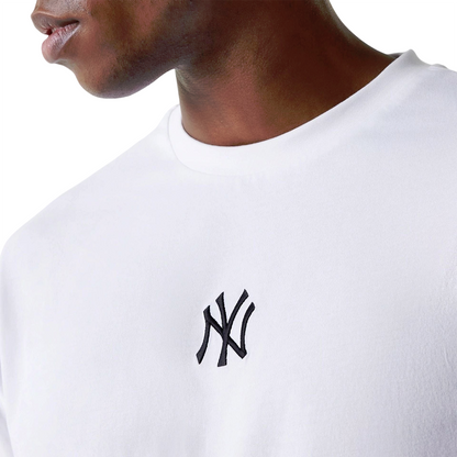 New Era Herren T-Shirt MLB League Essential Oversized New York Yankees white