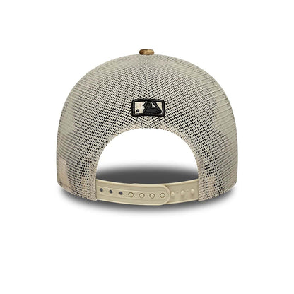 New Era 9FORTY Damen Trucker Cap New York Yankees MLB Leopard dark grey