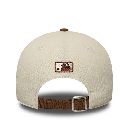 New Era 9FORTY Cap MLB New York Yankees Cord light beige/brown