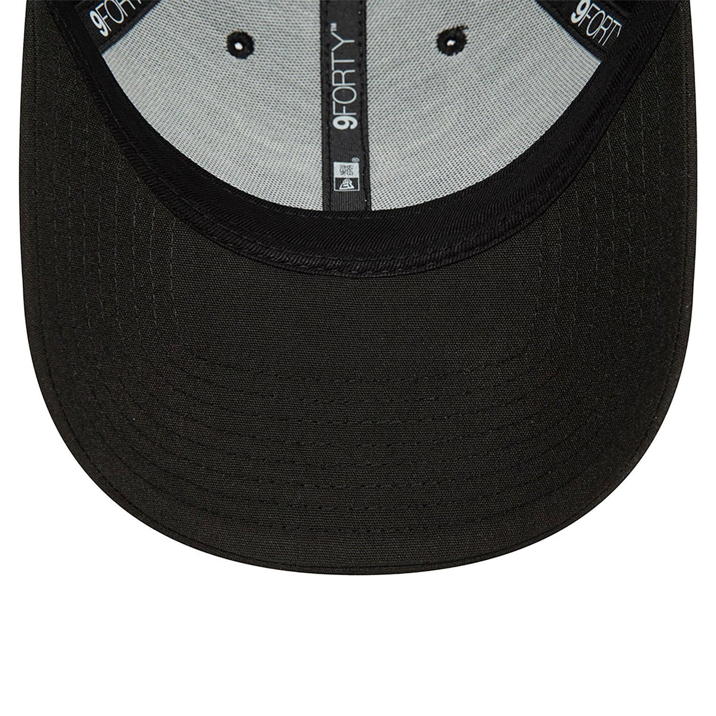 New Era 9FORTY Cap Chicago Bulls Repreve Outline black