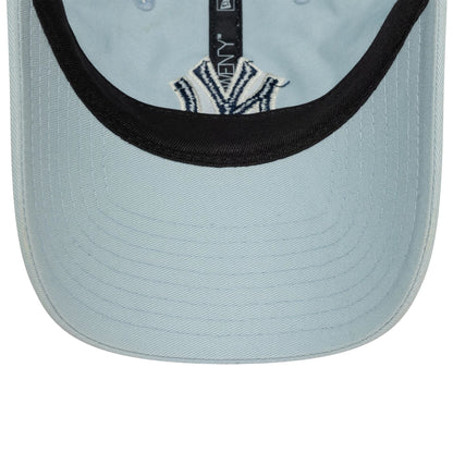 New Era 9TWENTY Cap Washed Outline New York Yankees light blue