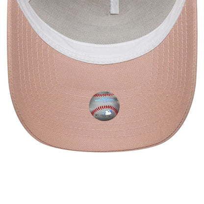 New Era 9FORTY Trucker Cap MLB New York Yankees Outline pastel pink
