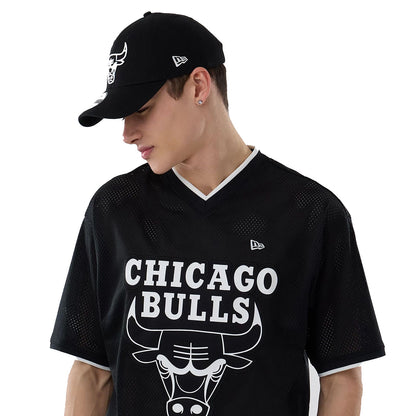 New Era Herren T-Shirt Mesh Oversized NBA Chicago Bulls Logo black