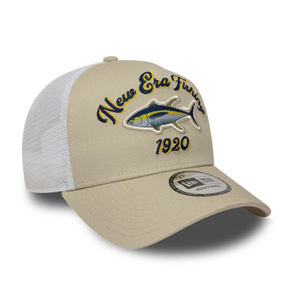 New Era 9FORTY Trucker Cap Fishing light beige/white