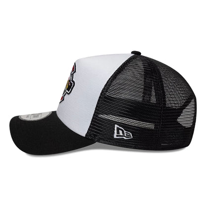 New Era 9FORTY Trucker Cap Location black/white