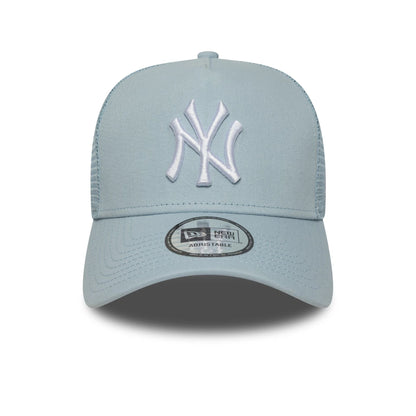 New Era 9FORTY Trucker Cap New York Yankees MLB League Essential light blue