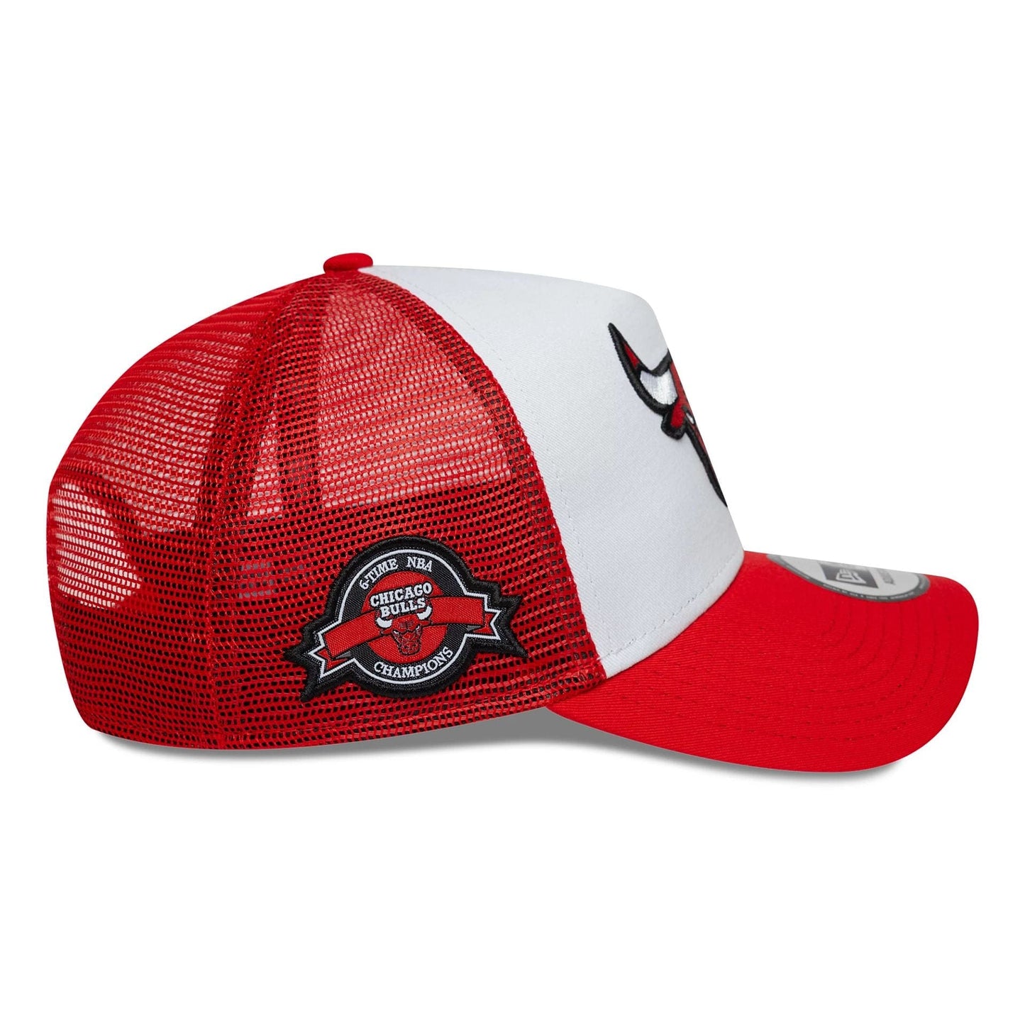 New Era 9FORTY Trucker Cap Chicago Bulls NBA Side Patch red