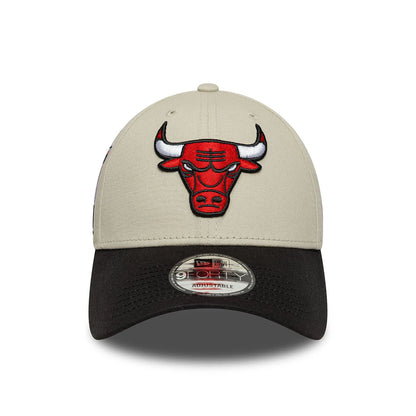 New Era 9FORTY Cap Chicago Bulls NBA Contrast Patch beige