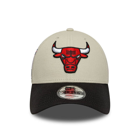 New Era 9FORTY Cap Chicago Bulls NBA Contrast Patch beige
