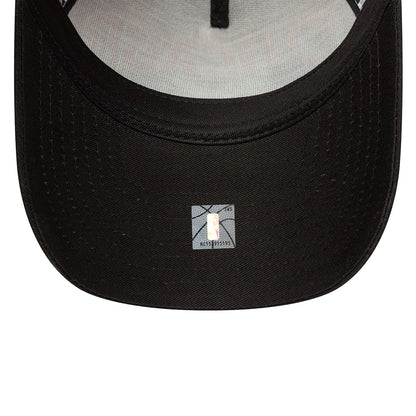 New Era 9FORTY Trucker Cap Chicago Bulls NBA Script black