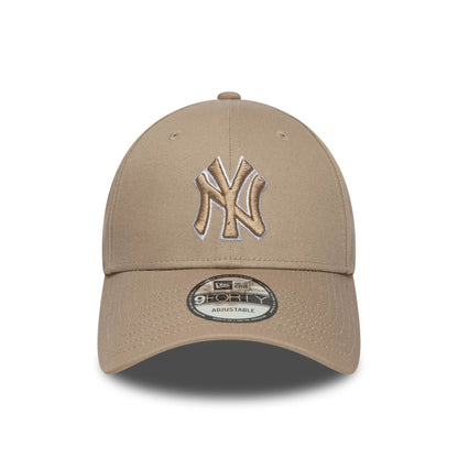 New Era 9FORTY Cap New York Yankees Outline light brown