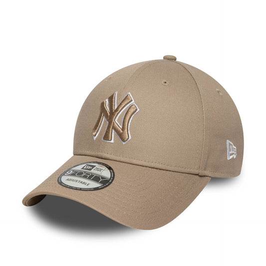New Era 9FORTY Cap New York Yankees Outline light brown