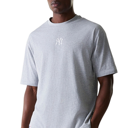 New Era Herren T-Shirt MLB League Essential Oversized New York Yankees grey