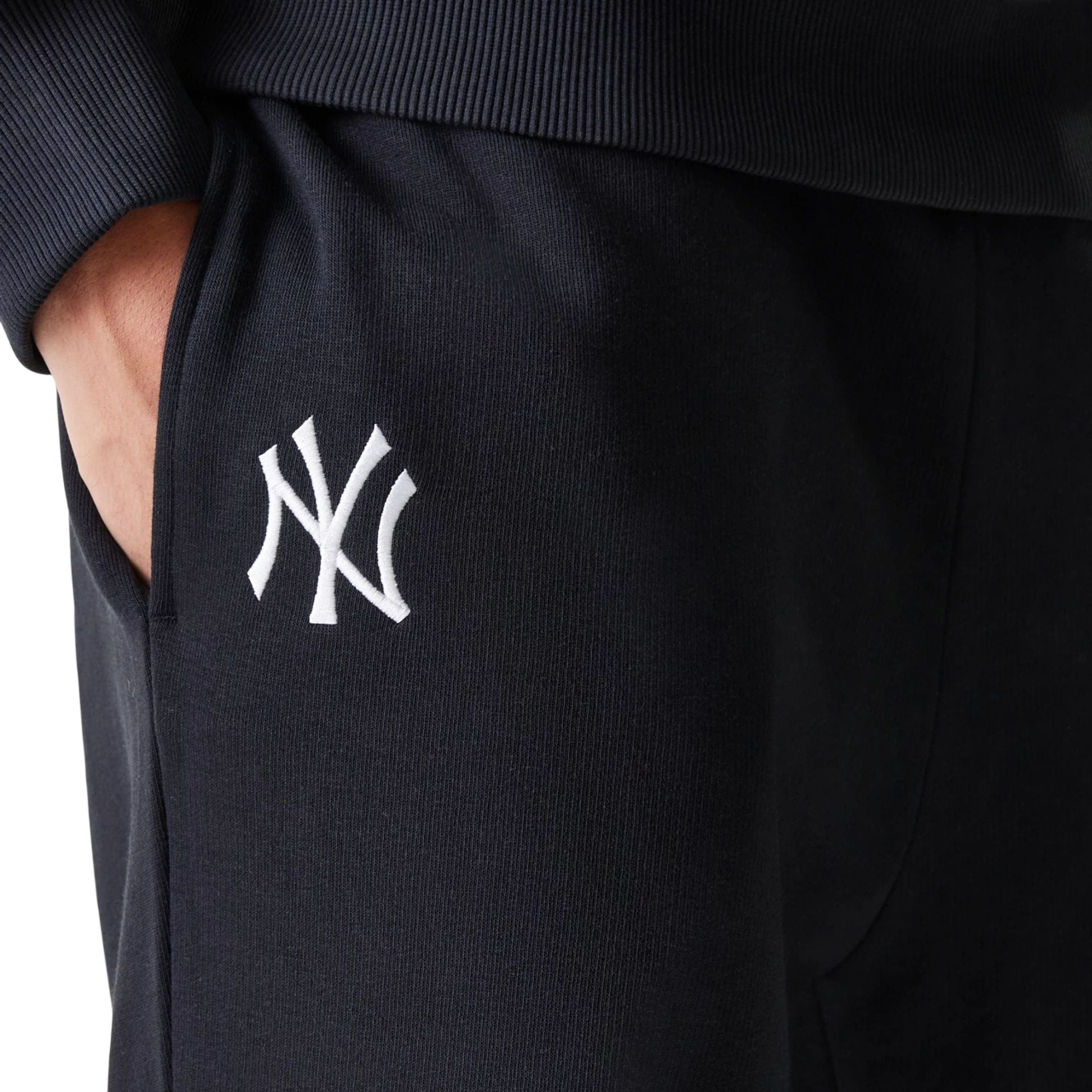 New Era Herren Jogginghose MLB League Essential French Terry New York Yankees black