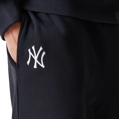 New Era Herren Jogginghose MLB League Essential French Terry New York Yankees black
