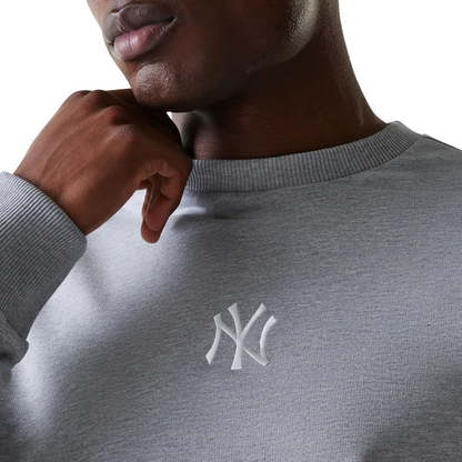 New Era Herren Sweatshirt MLB League Essential French Terry New York Yankees grey
